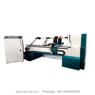 Torno CNC para madeira